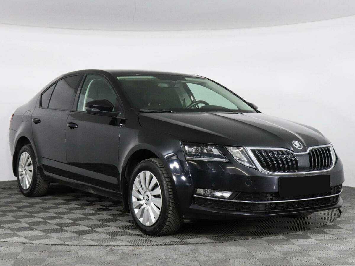 Skoda Octavia, 2018 - фото №3