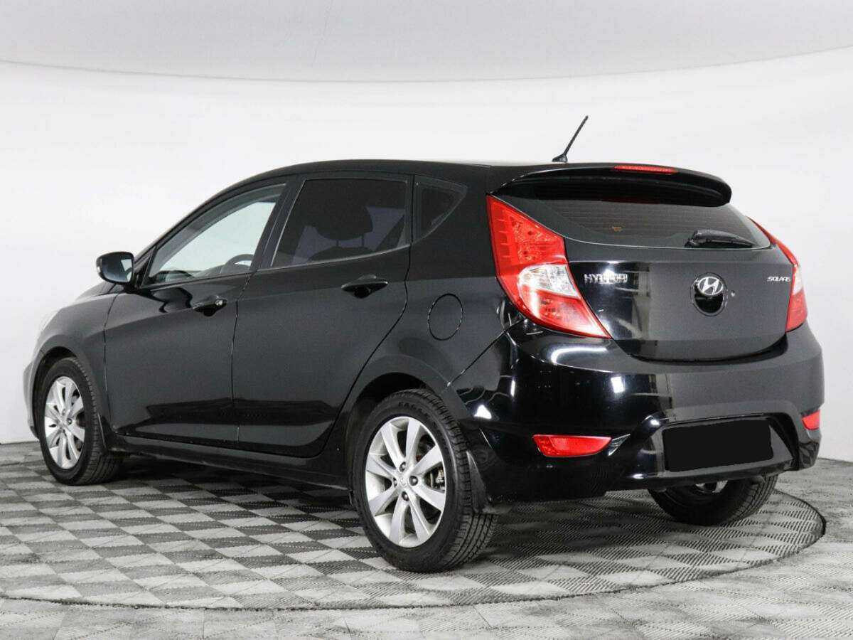 Hyundai Solaris, 2012 - фото №4