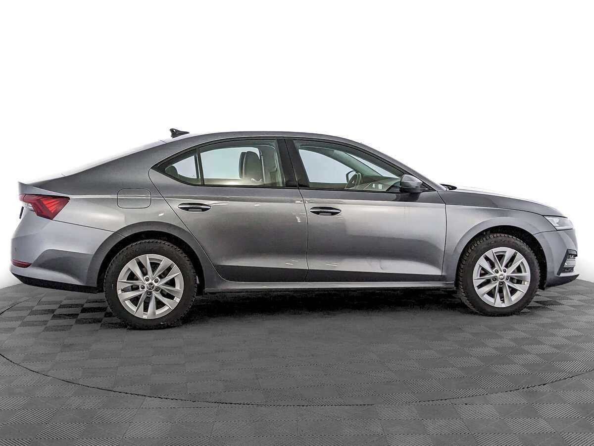 Skoda Octavia, 2021 - фото №4