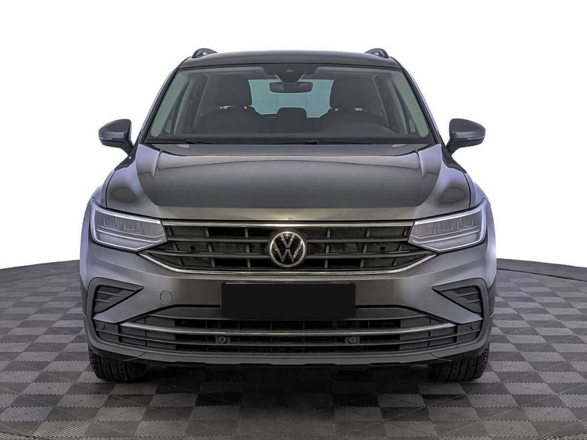Volkswagen Tiguan, 2021 - фото №2