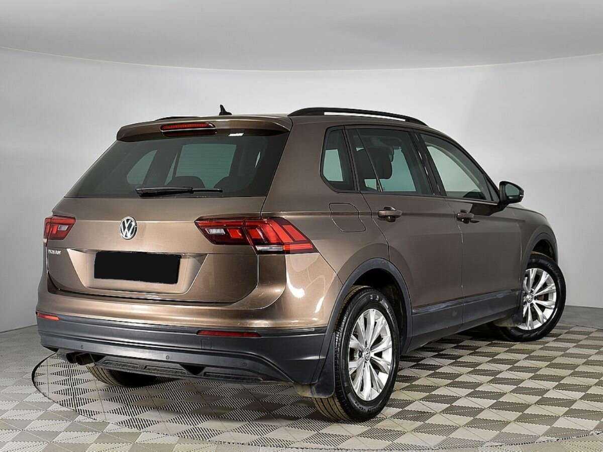 Volkswagen Tiguan, 2019 - фото №2