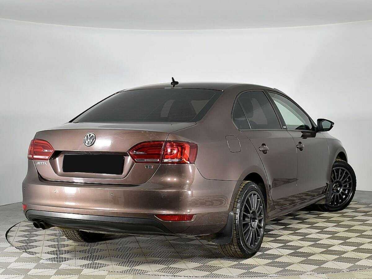 Volkswagen Jetta, 2014 - фото №2
