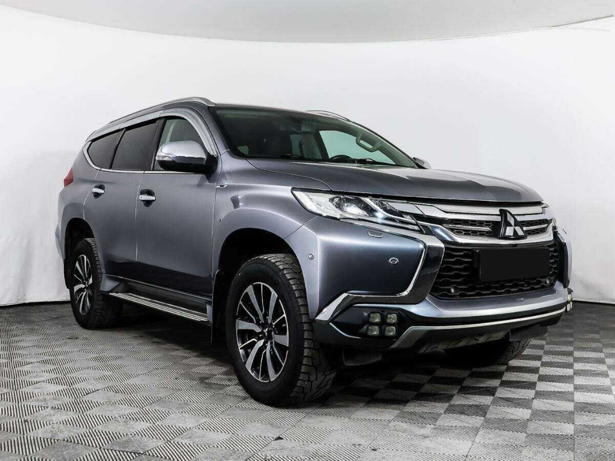 Mitsubishi Pajero Sport, 2016 - фото №3