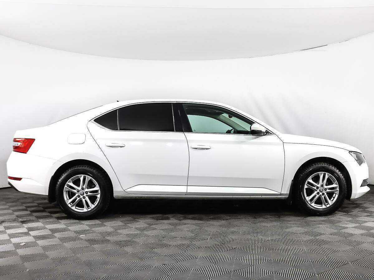 Skoda Superb, 2016 - фото №4