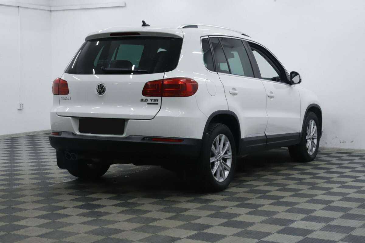 Volkswagen Tiguan, 2015 - фото №4
