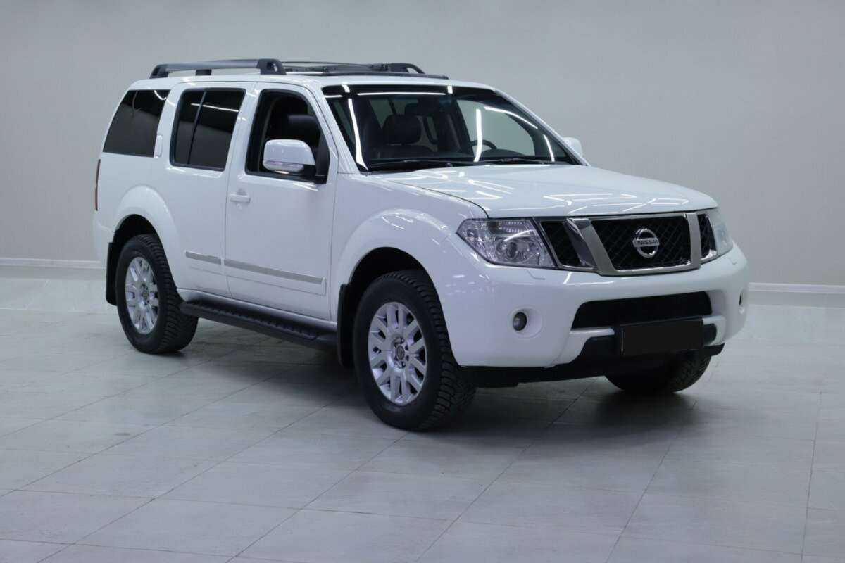 Nissan Pathfinder, 2012 - фото №3