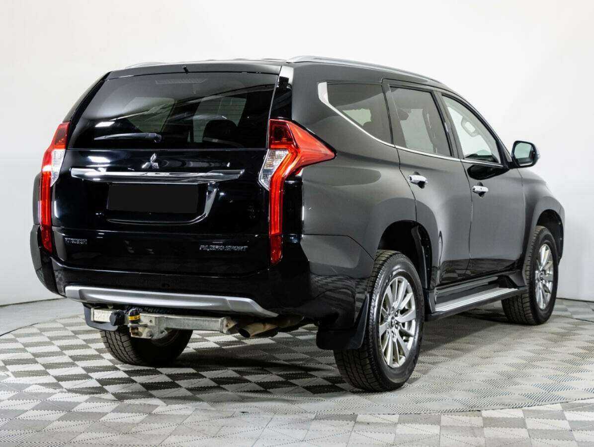 Mitsubishi Pajero Sport, 2017 - фото №4