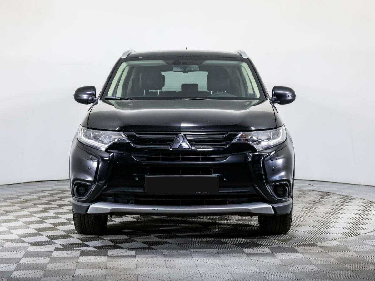 Mitsubishi Outlander, 2016 - фото №2