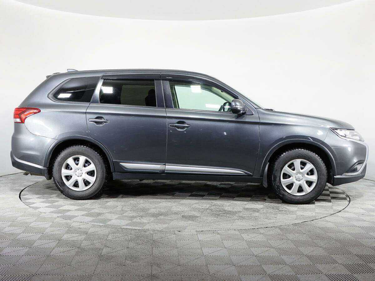 Mitsubishi Outlander, 2019 - фото №4