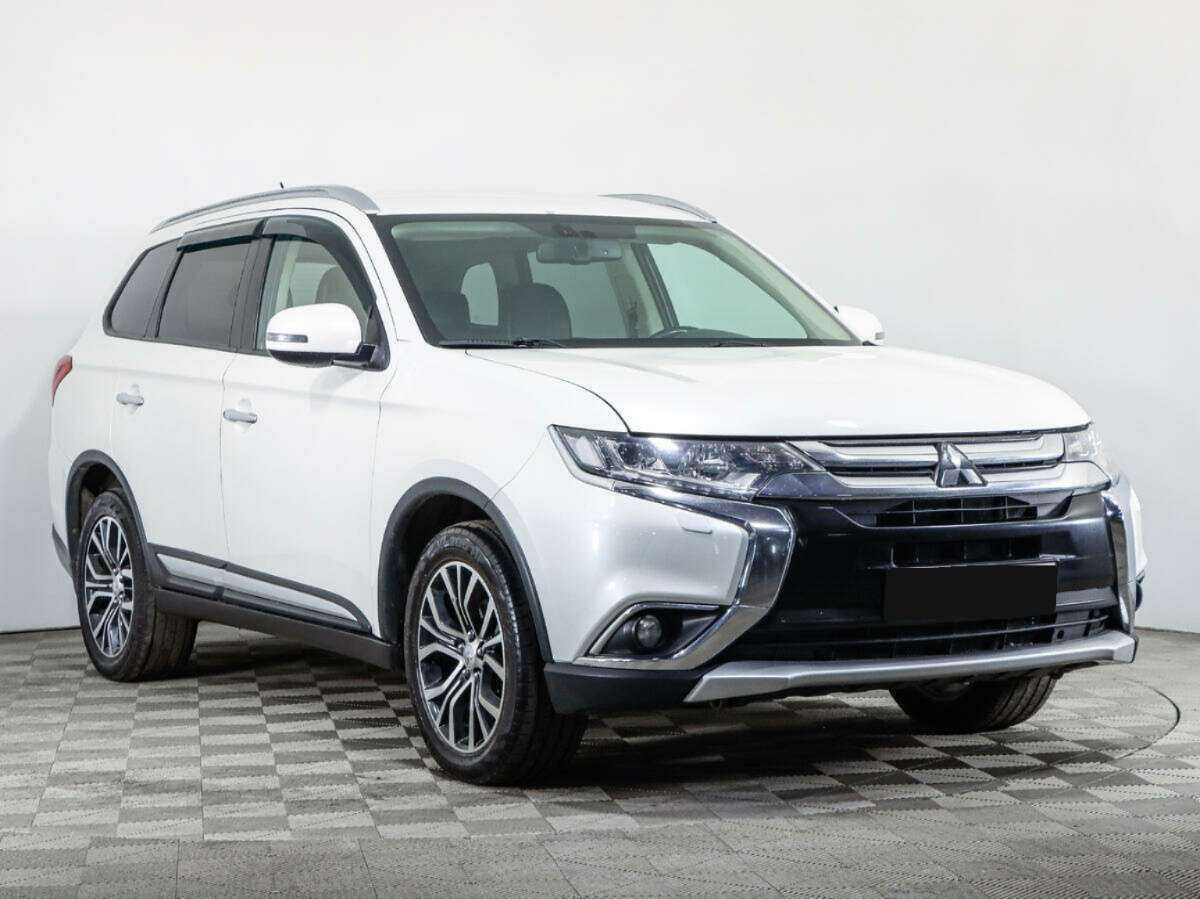 Mitsubishi Outlander, 2016 - фото №3