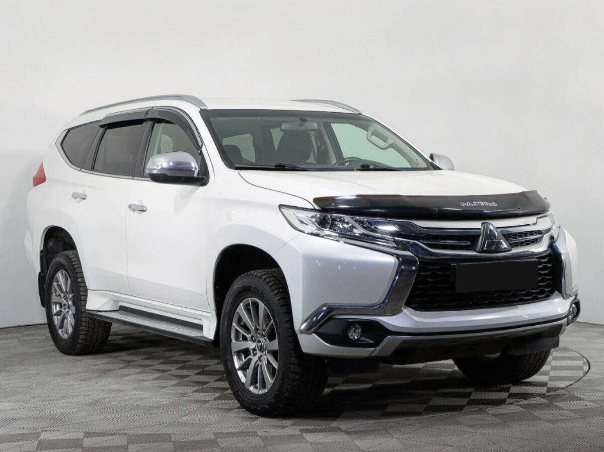 Mitsubishi Pajero Sport, 2018 - фото №3
