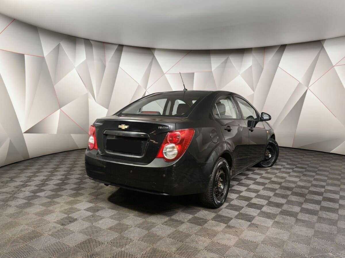 Chevrolet Aveo, 2012 - фото №2