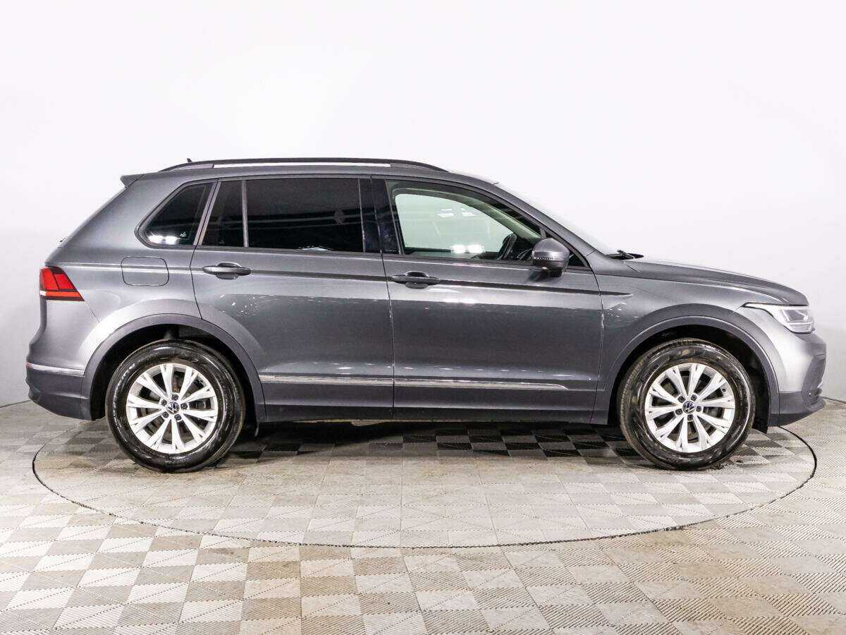 Volkswagen Tiguan, 2021 - фото №4