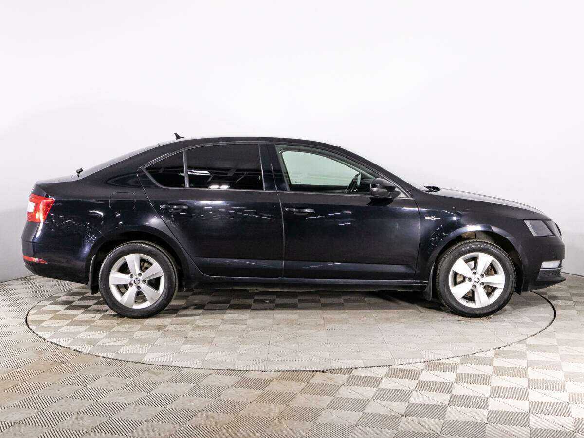 Skoda Octavia, 2019 - фото №4