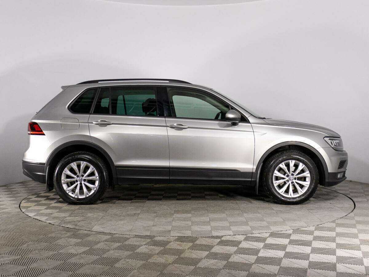 Volkswagen Tiguan, 2019 - фото №4