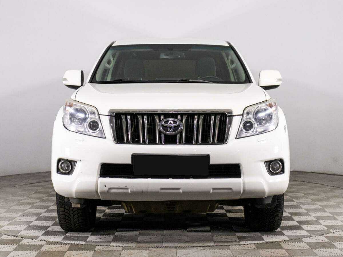 Toyota Land Cruiser Prado, 2012 - фото №2