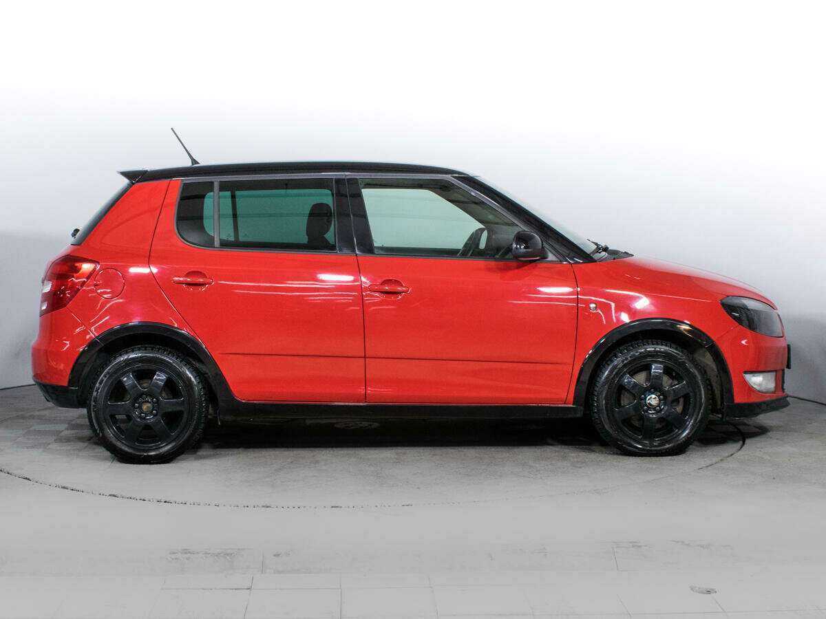 Skoda Fabia, 2012 - фото №4
