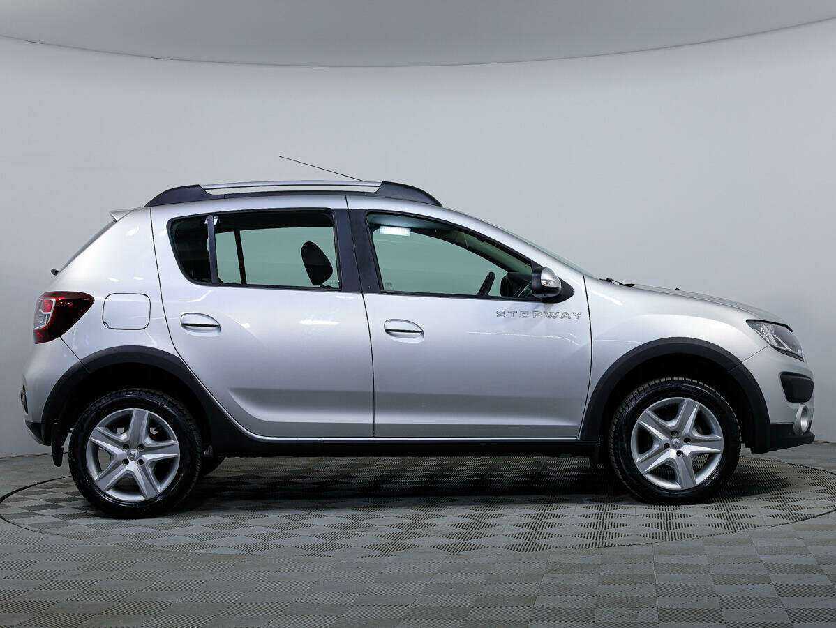 Renault Sandero Stepway, 2018 - фото №3