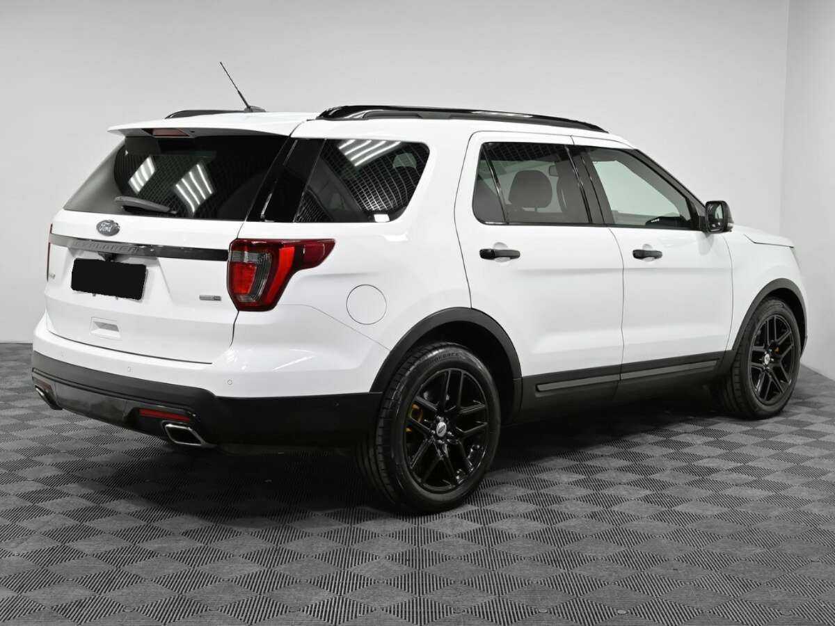 Ford Explorer, 2015 - фото №2