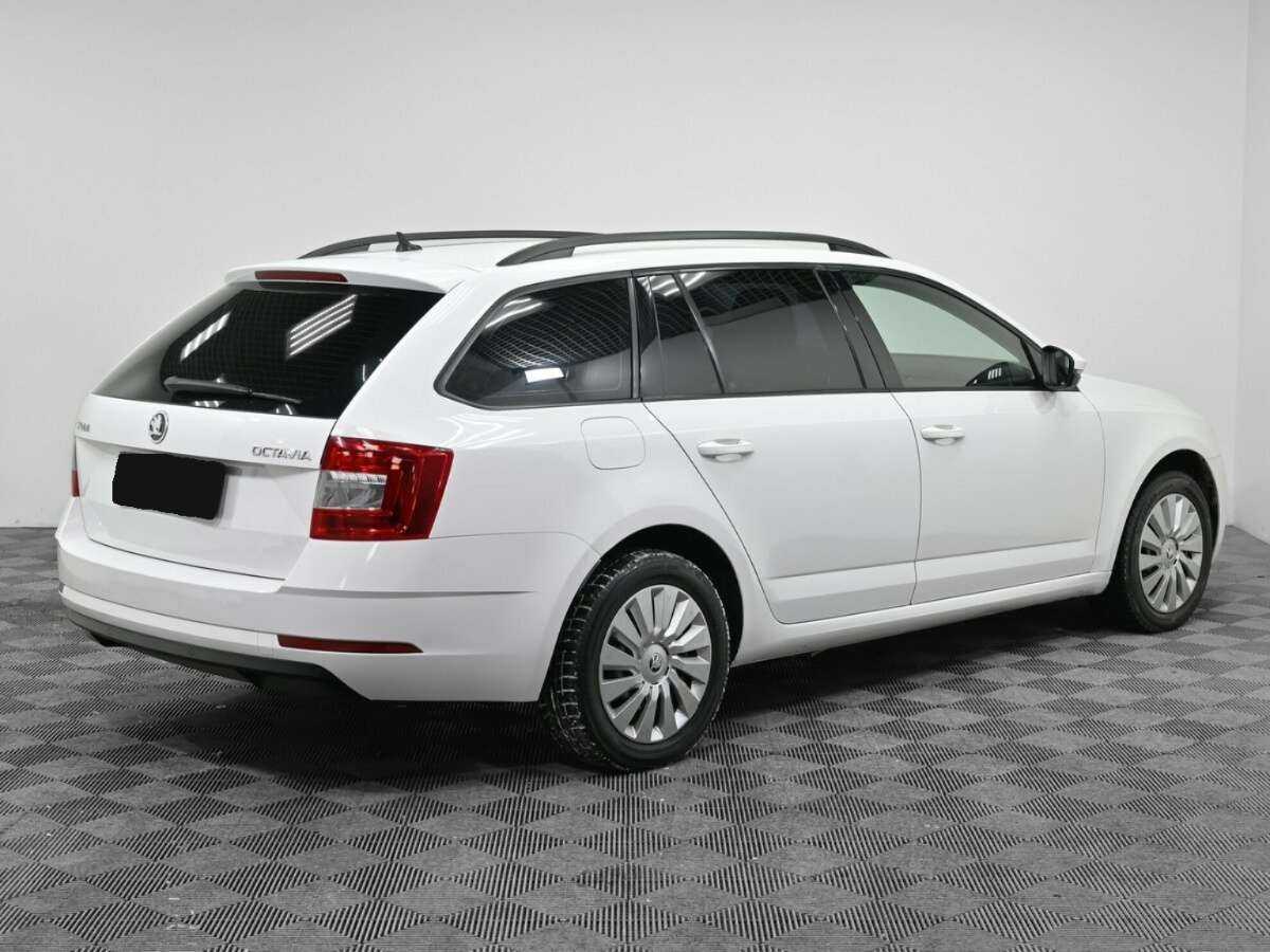 Skoda Octavia, 2017 - фото №2