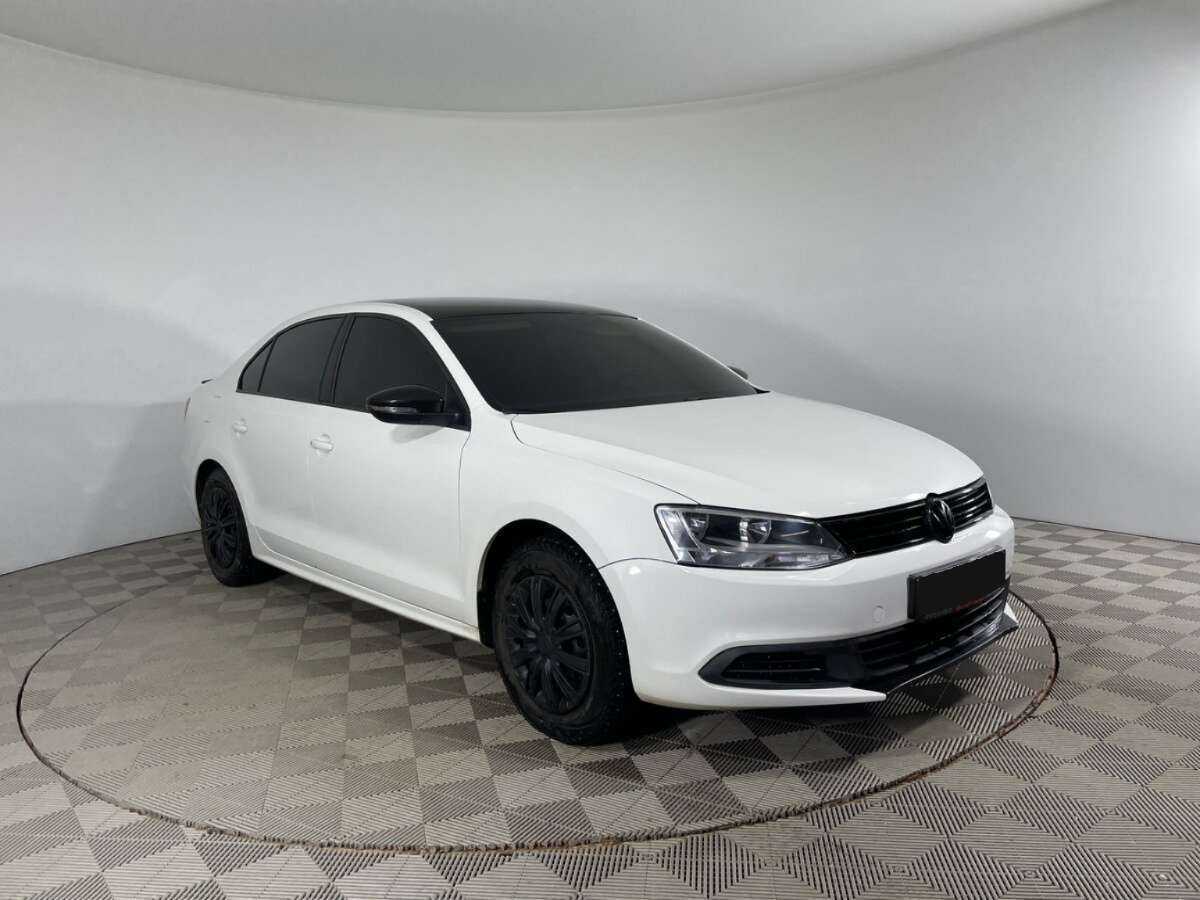 Volkswagen Jetta, 2014 - фото №3