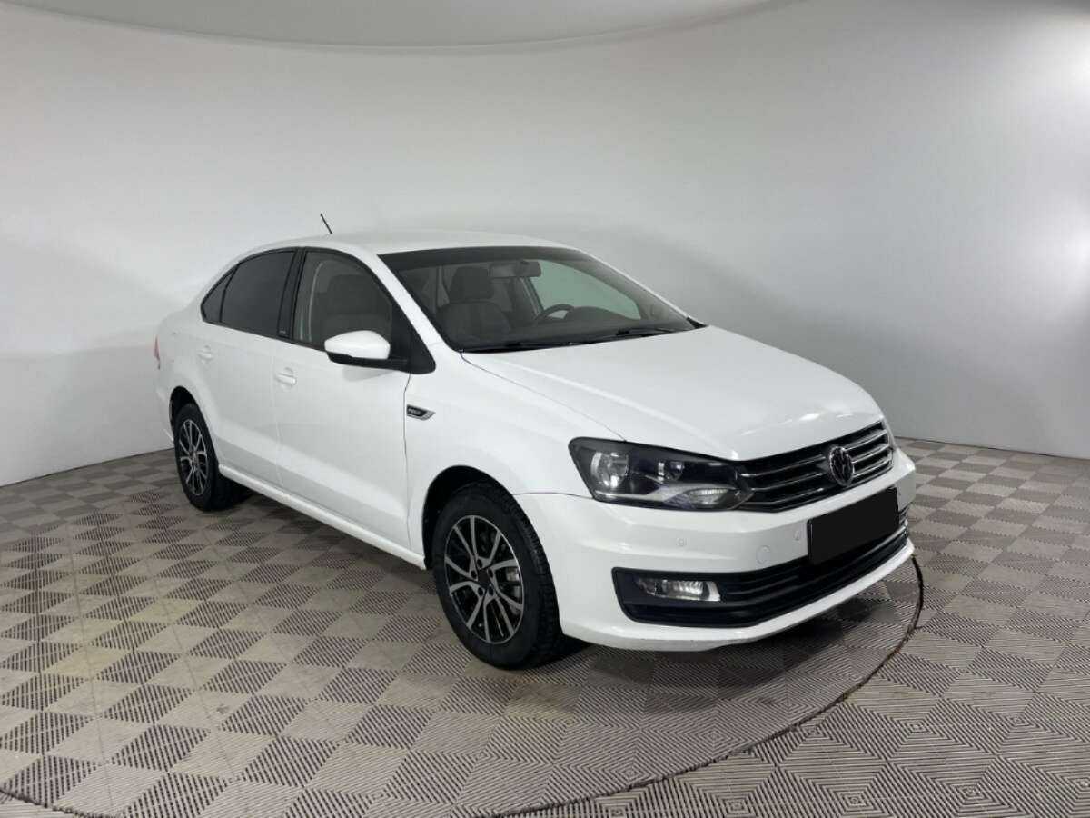 Volkswagen Polo, 2016 - фото №3