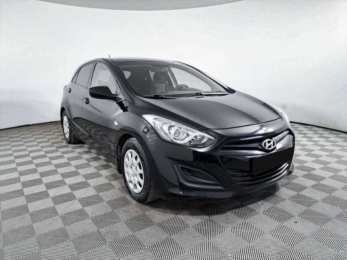 Hyundai i30, 2012 - фото №3