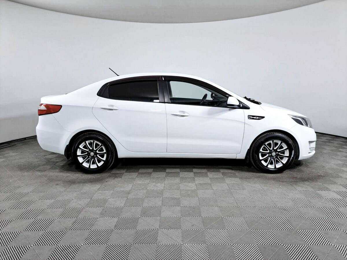 Kia Rio 5-speed, 2014 - фото №4