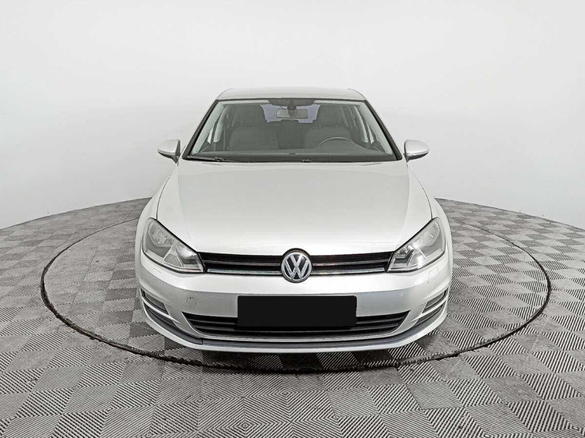 Volkswagen Golf, 2013 - фото №2