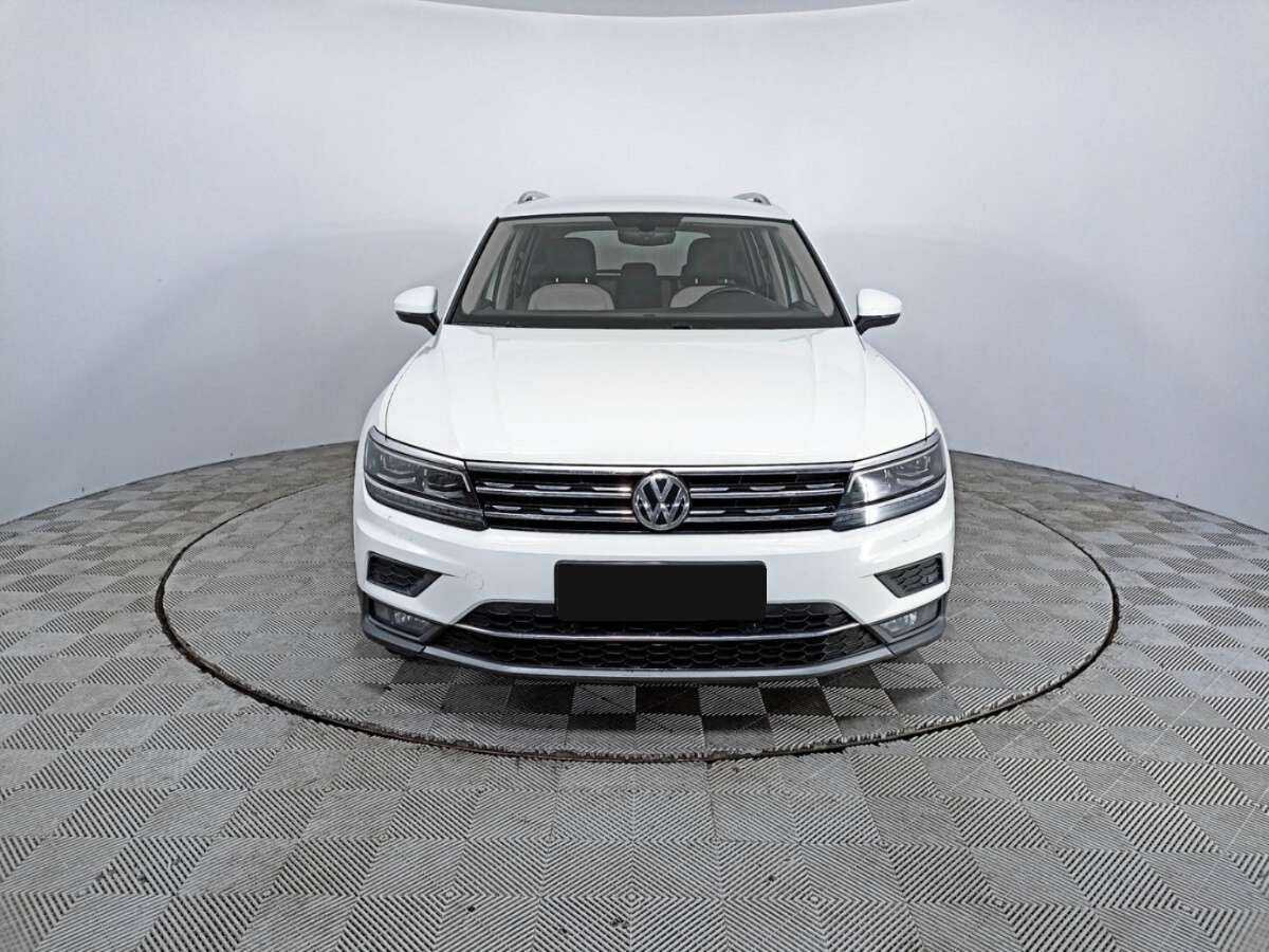 Volkswagen Tiguan, 2017 - фото №2