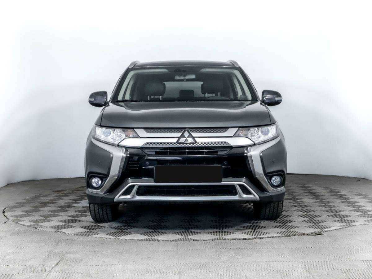 Mitsubishi Outlander, 2019 - фото №2