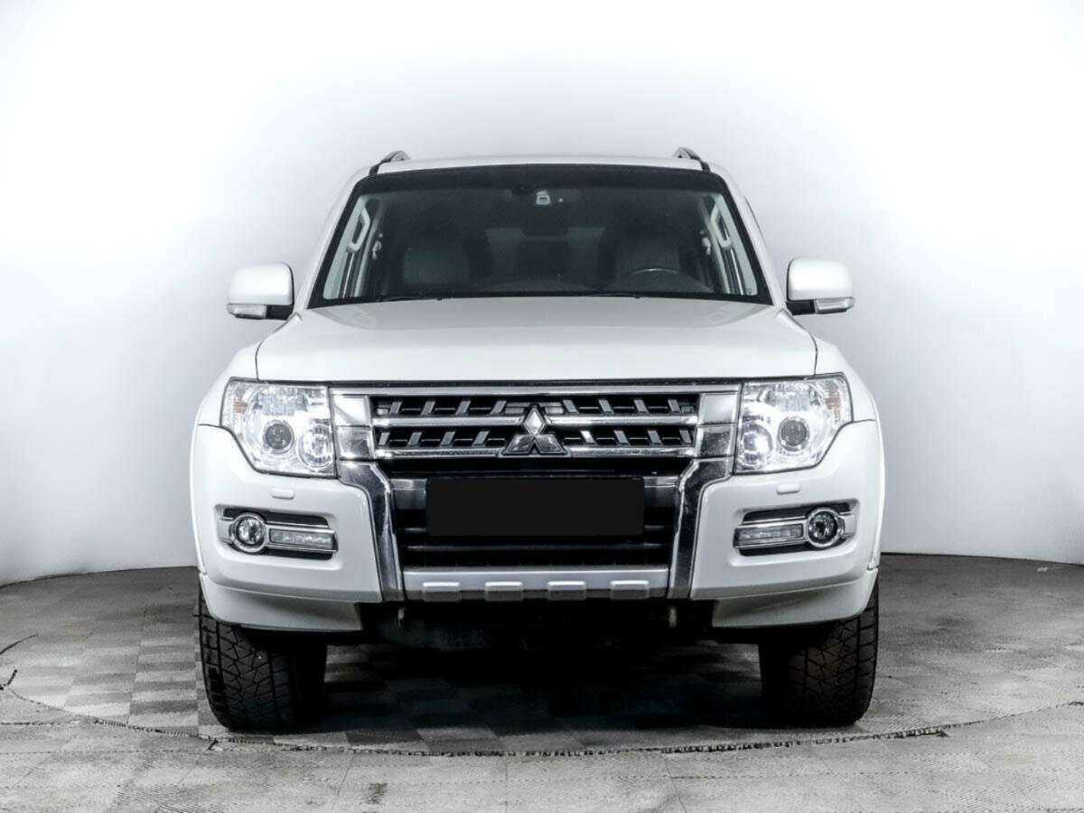 Mitsubishi Pajero, 2015 - фото №2