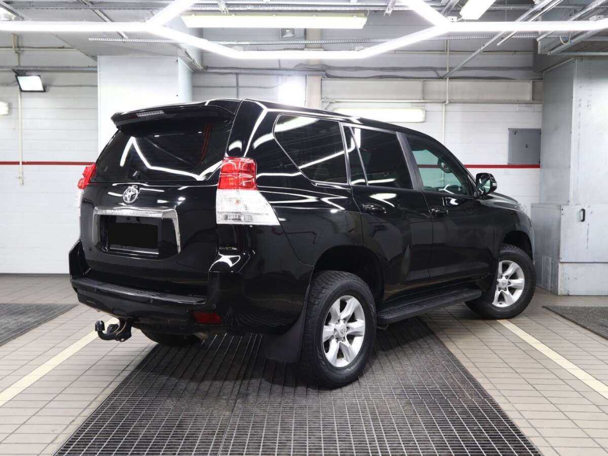 Toyota Land Cruiser Prado, 2013 - фото №2