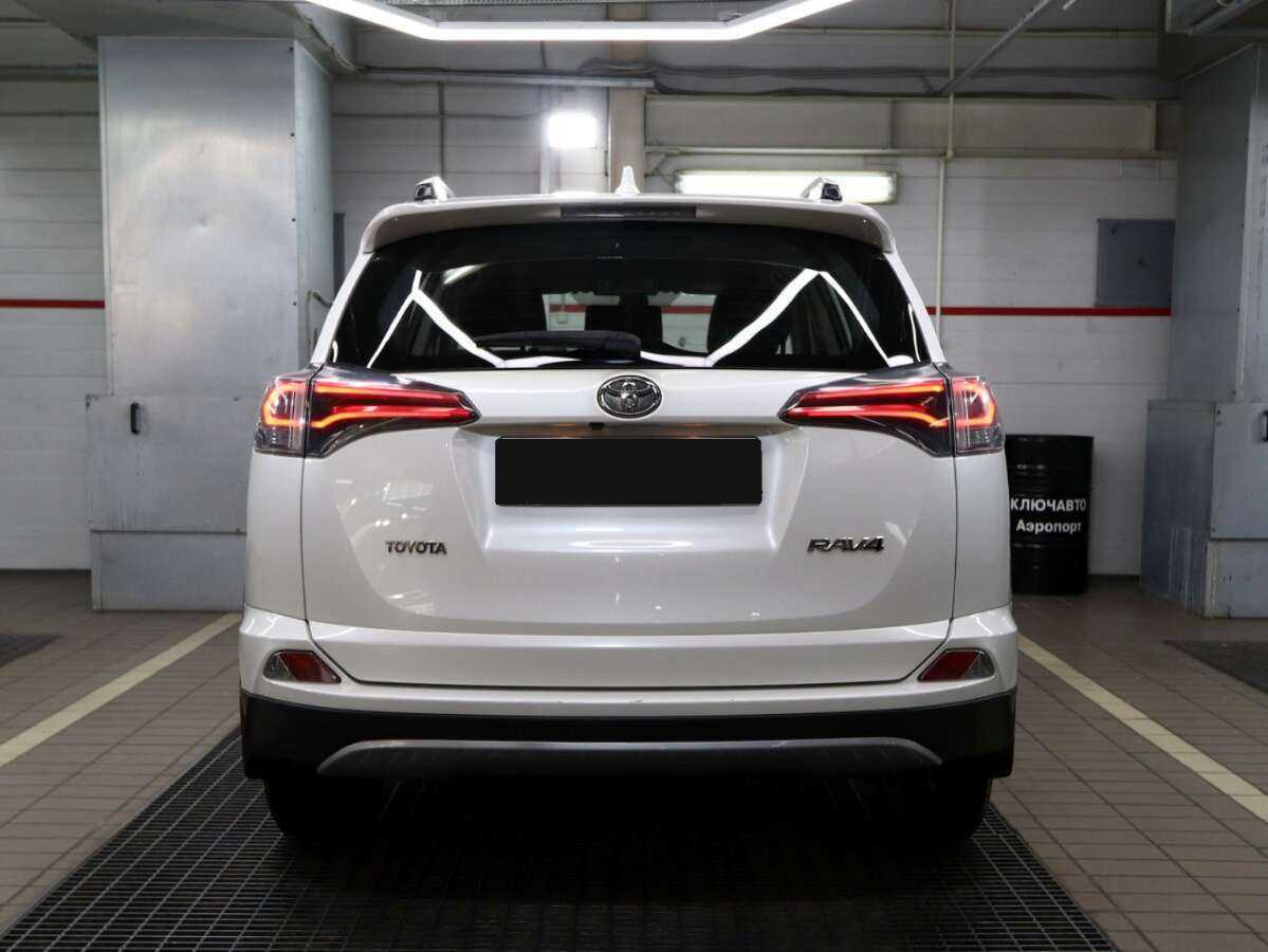 Toyota RAV4, 2017 - фото №4
