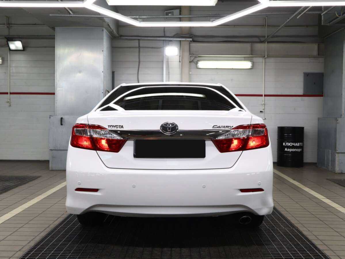 Toyota Camry, 2013 - фото №4