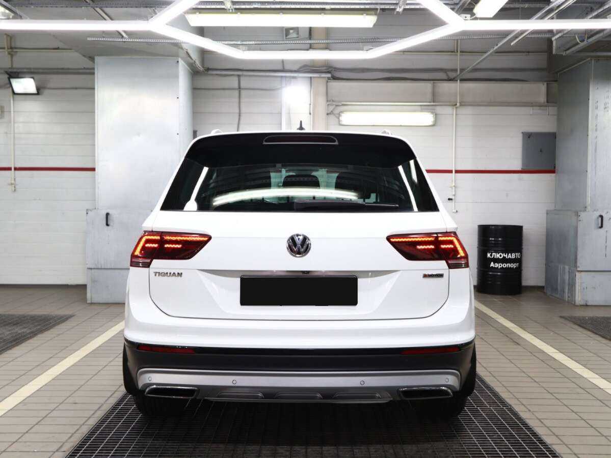 Volkswagen Tiguan, 2019 - фото №4