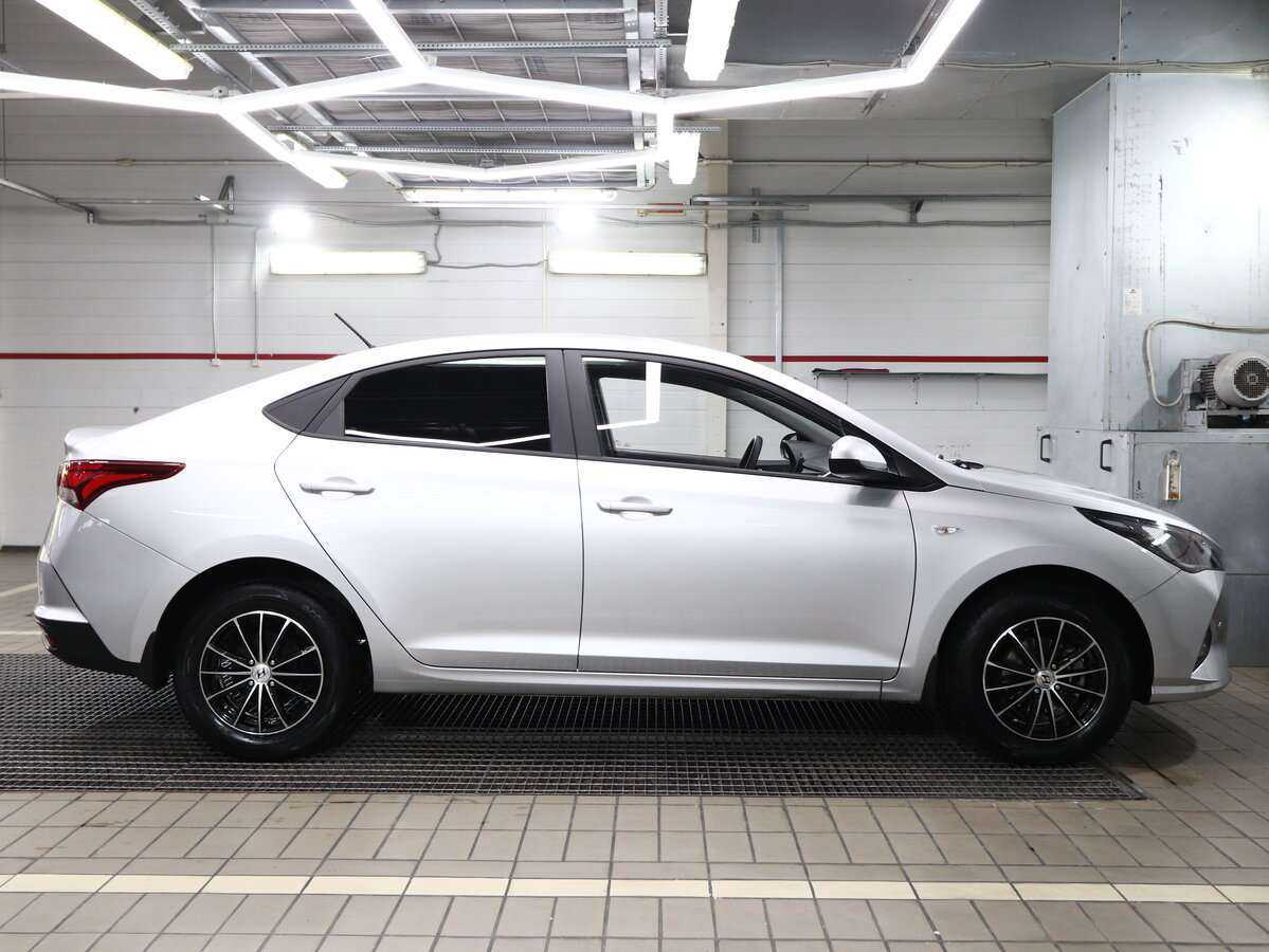 Hyundai Solaris, 2021 - фото №3