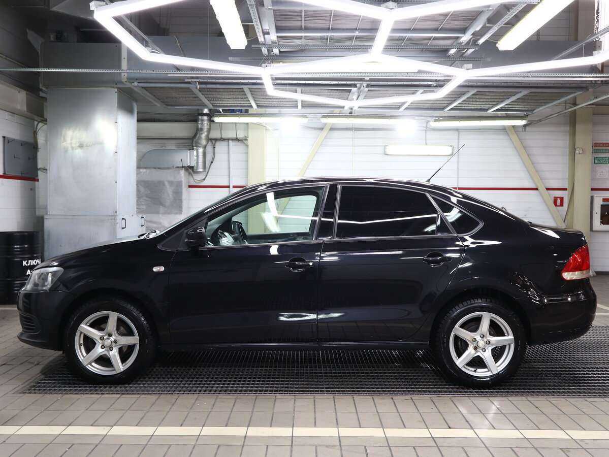 Volkswagen Polo, 2013 - фото №2