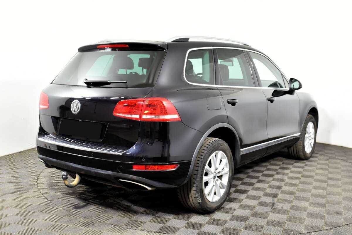 Volkswagen Touareg, 2012 - фото №4