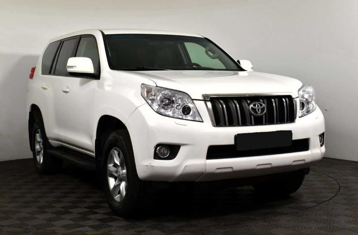Toyota Land Cruiser Prado, 2012 - фото №3