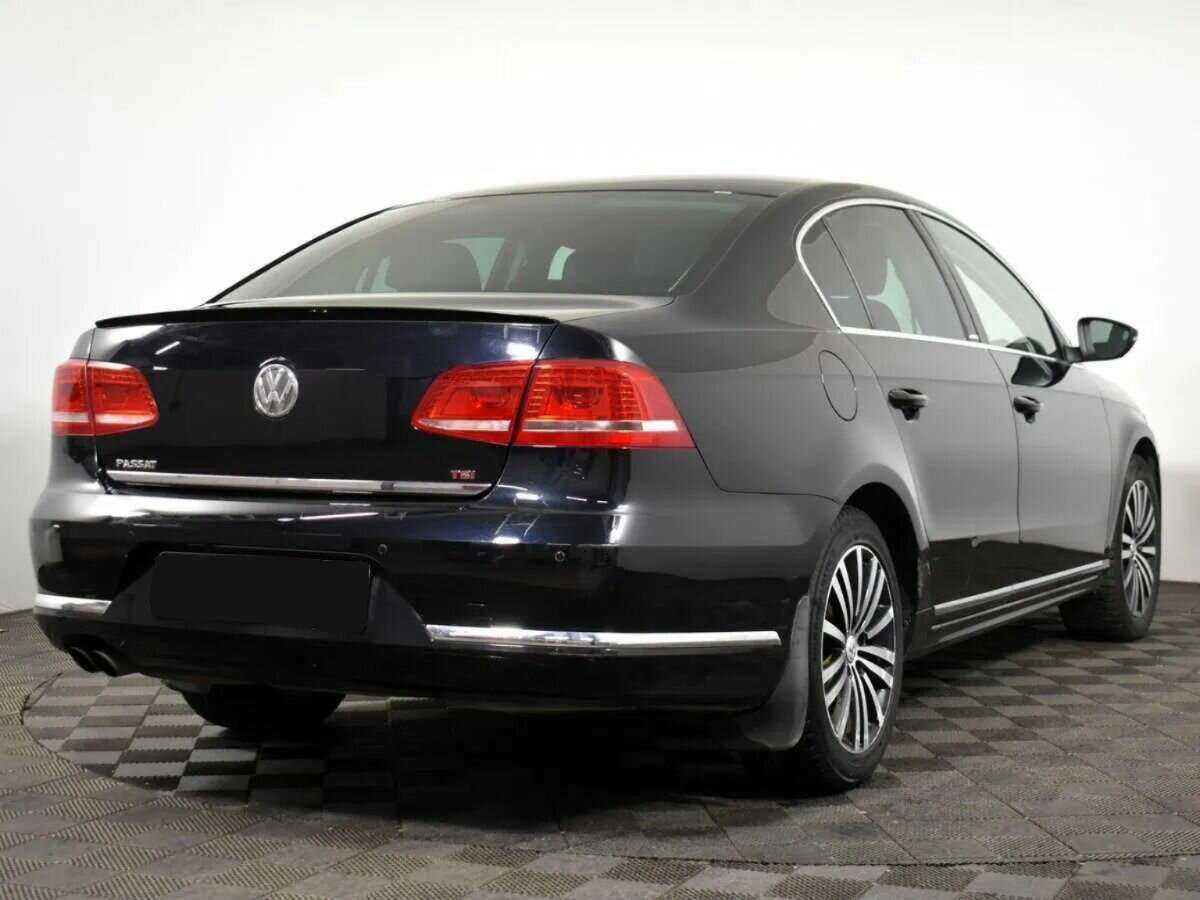 Volkswagen Passat, 2014 - фото №3