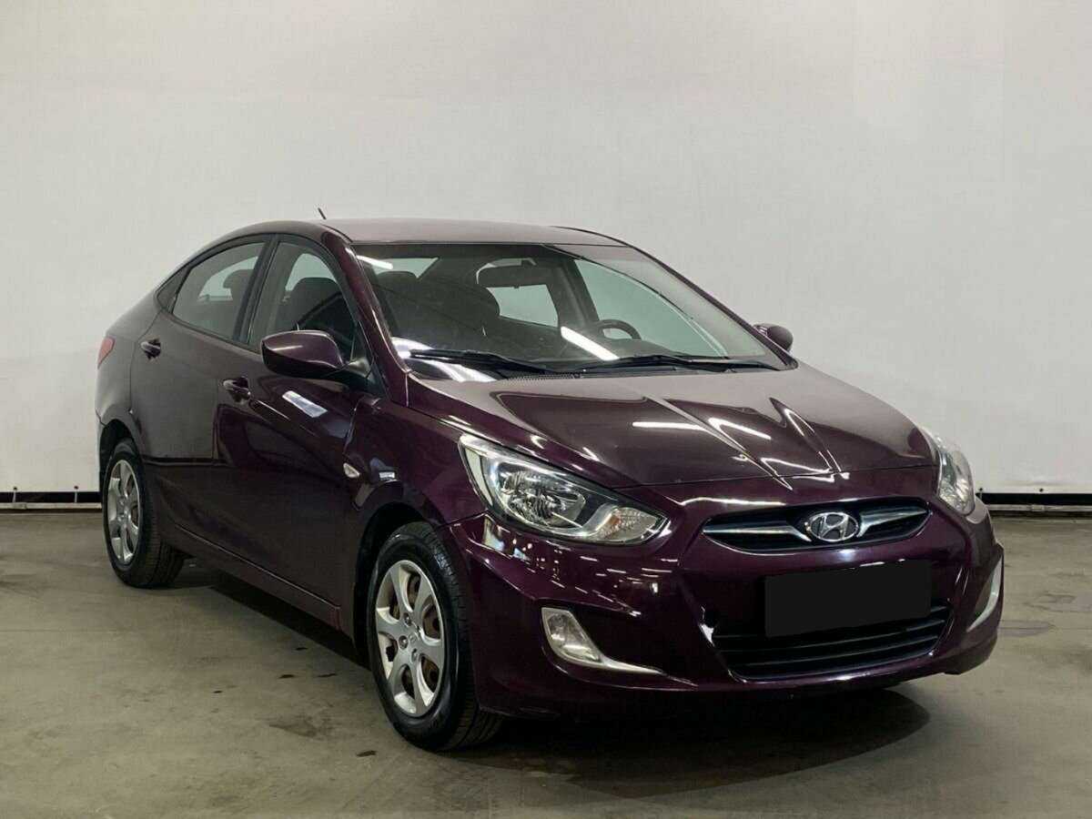 Hyundai Solaris, 2012 - фото №3