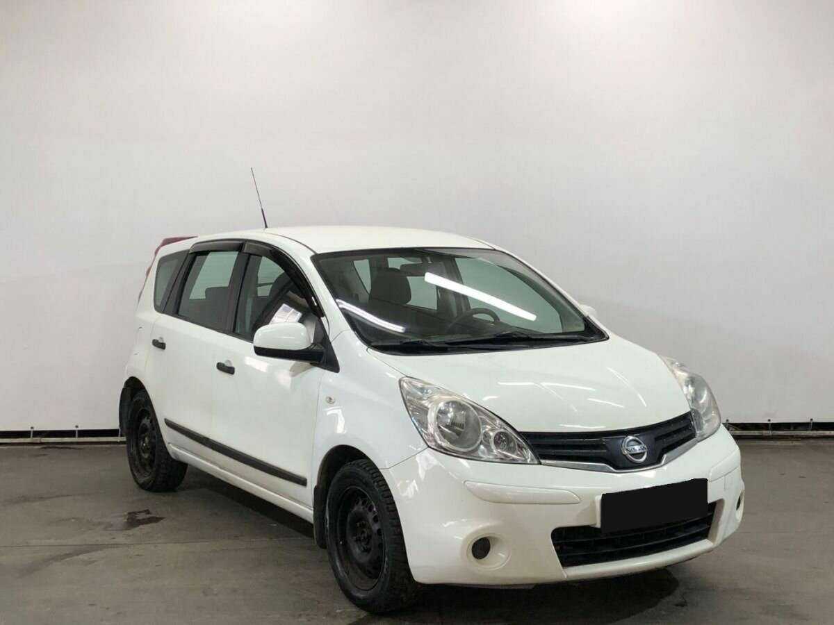 Nissan Note, 2013 - фото №3