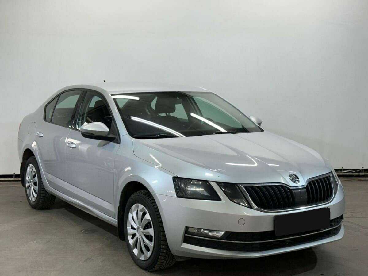 Skoda Octavia, 2018 - фото №3