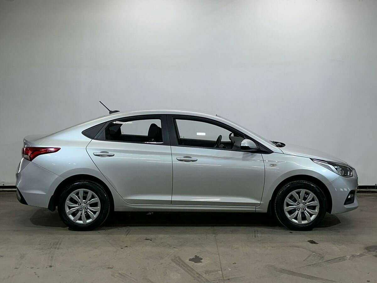 Hyundai Solaris, 2019 - фото №4