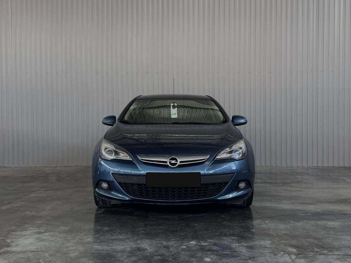 Opel Astra GTC, 2014 - фото №2