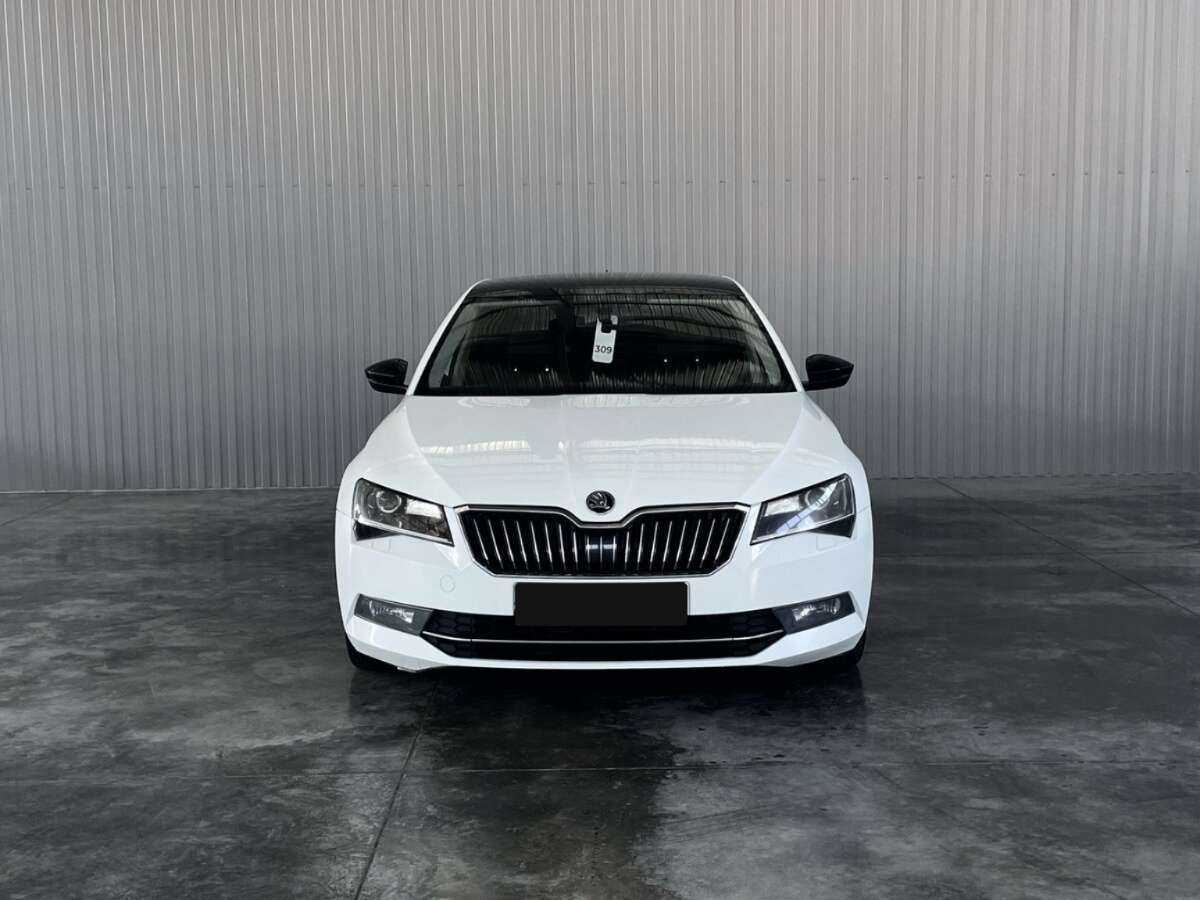 Skoda Superb, 2015 - фото №2