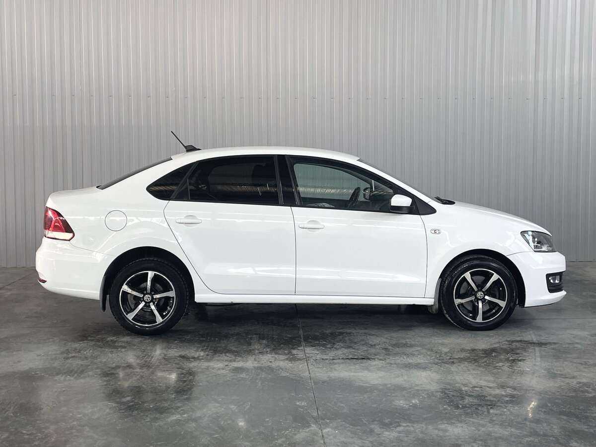 Volkswagen Polo, 2018 - фото №4