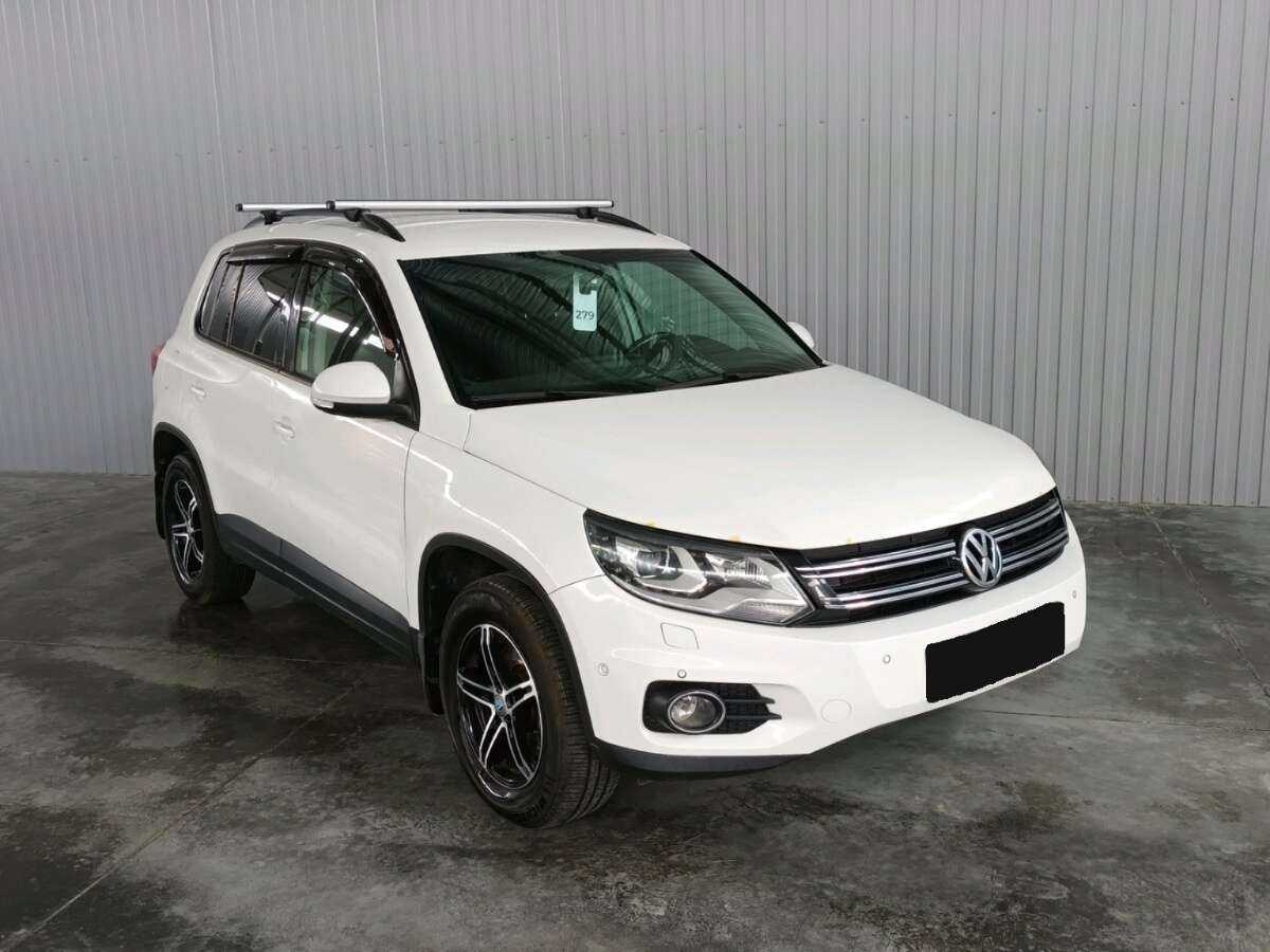 Volkswagen Tiguan, 2013 - фото №3