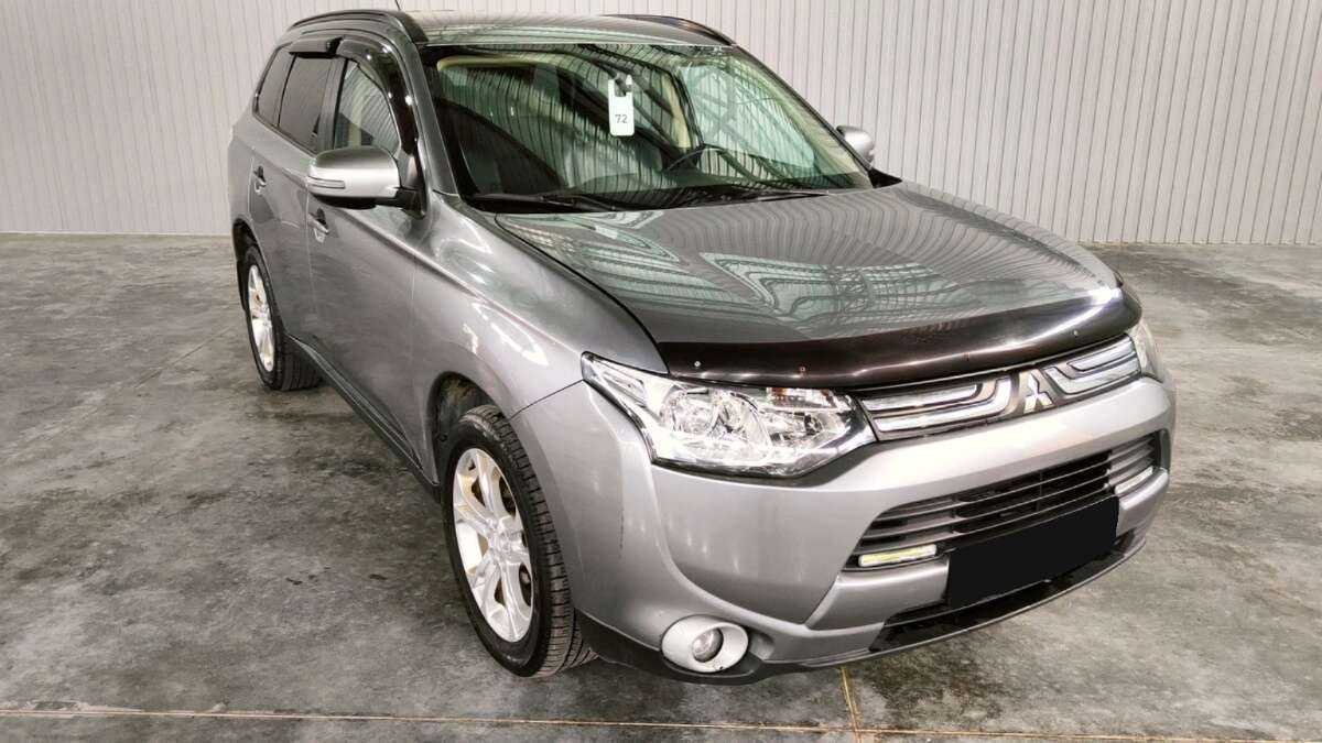 Mitsubishi Outlander, 2012 - фото №3